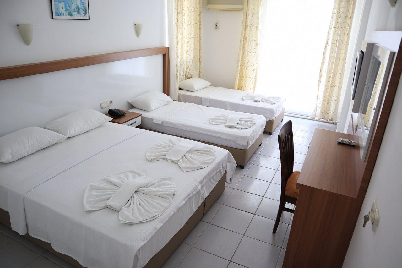 Otel Glaros