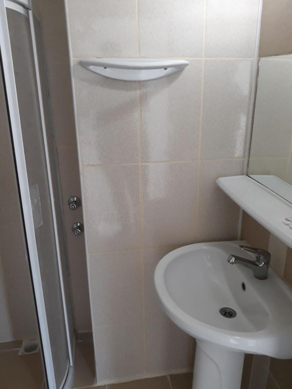 Glaros Otel 2*