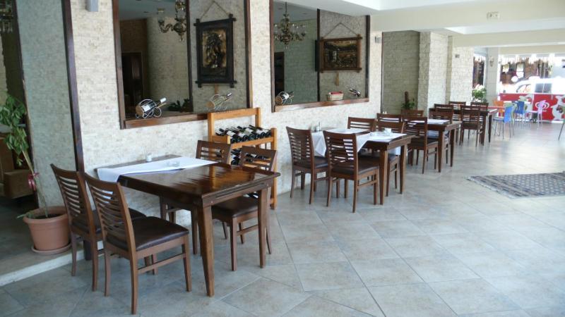 Hotell Glaros 2*